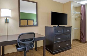 Studio, 1 Queen Bed, Non Smoking