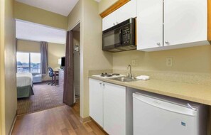 Fridge, microwave, stovetop, coffee/tea maker