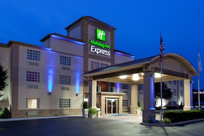 Holiday Inn Express Murrysville - Delmont by IHG