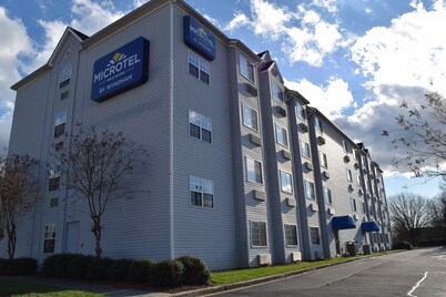 Microtel Inn & Suites by Wyndham Rock Hill/Charlotte Area