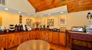 Breakfast area