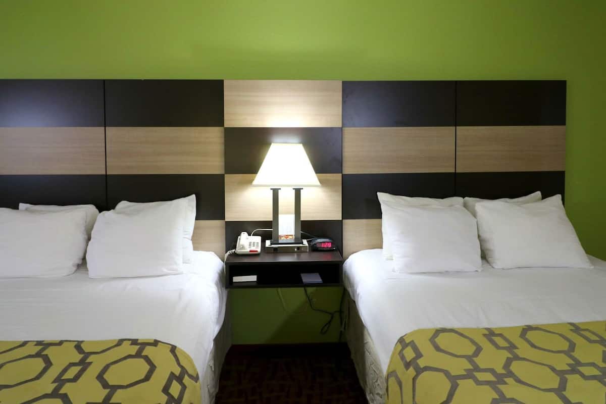Iron/ironing board, cribs/infant beds, free WiFi, bed sheets
