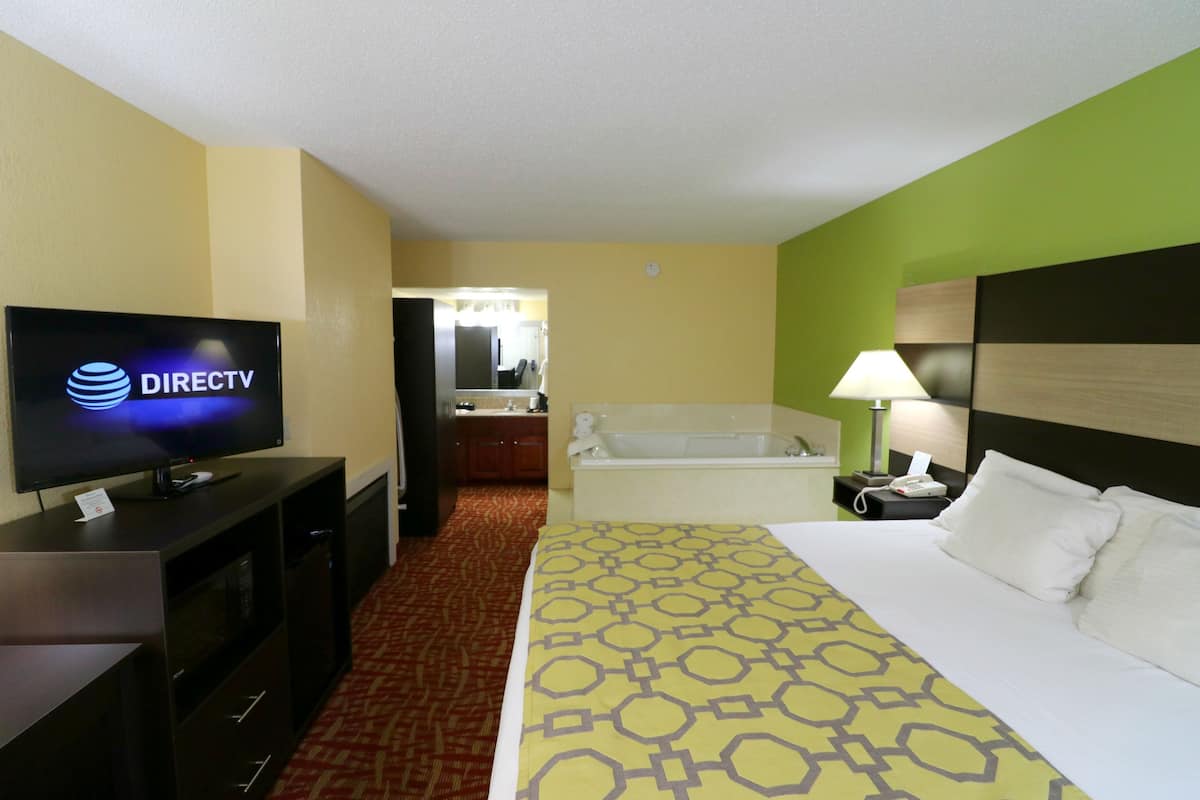 Iron/ironing board, cribs/infant beds, free WiFi, bed sheets