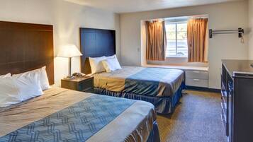 Desk, laptop workspace, iron/ironing board, free WiFi