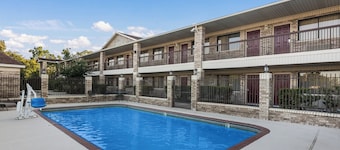 Red Roof Inn Conroe North - Willis