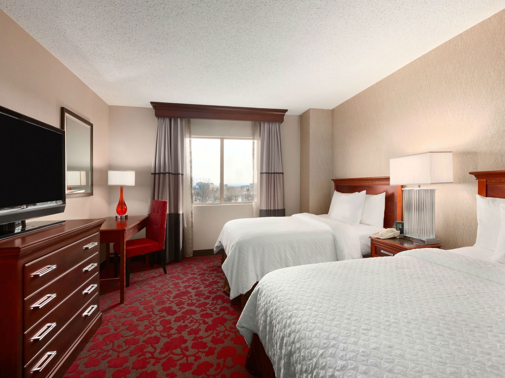 1 soverom, sengetøy av topp kvalitet, dundyner og senger med overmadrass