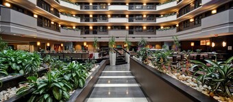 Embassy Suites by Hilton Dulles Airport