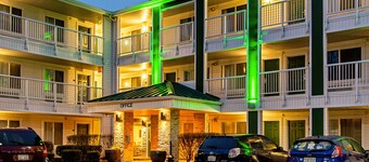 HomeTowne Studios Tacoma - Puyallup