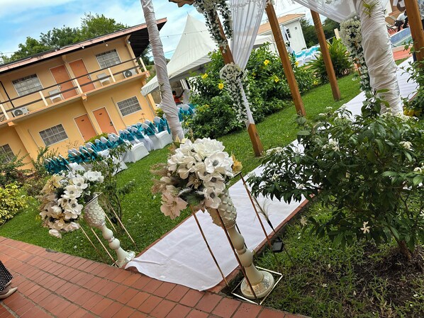 Terrace/patio - Point Salines Hotel (St. George's)