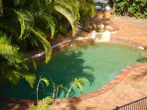 Außenpool, Liegestühle