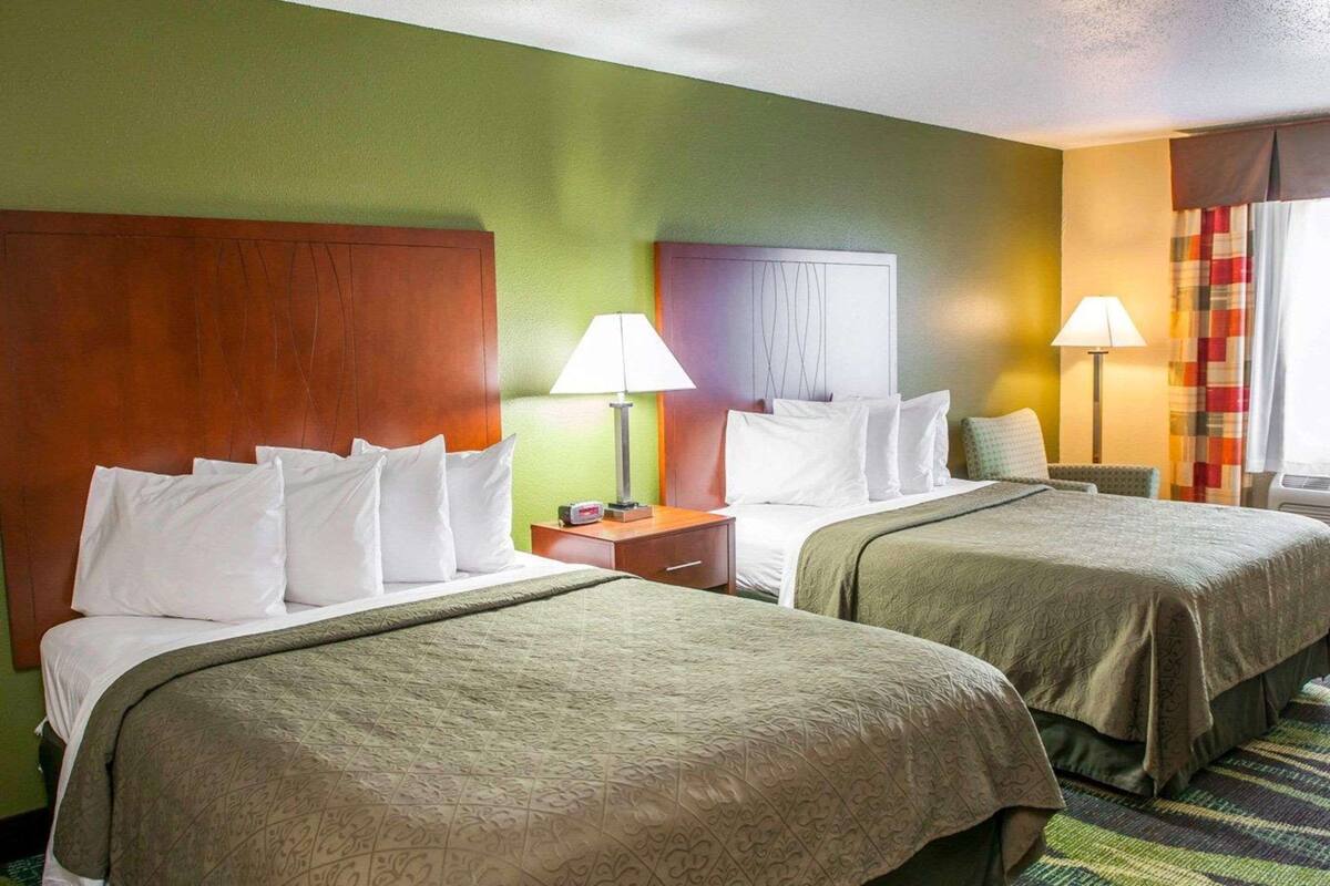 standard room, 2 queen beds, non smoking | desk, soundproofing, iron/ironing board, free cots/infant beds