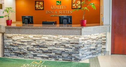 Quality Inn & Suites South Bend Airport
