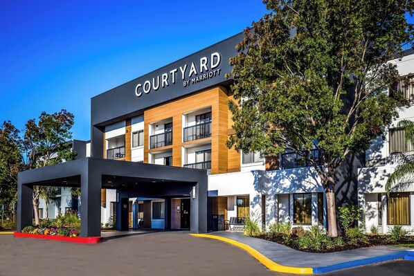 Exterior - Courtyard by Marriott Livermore (Livermore)