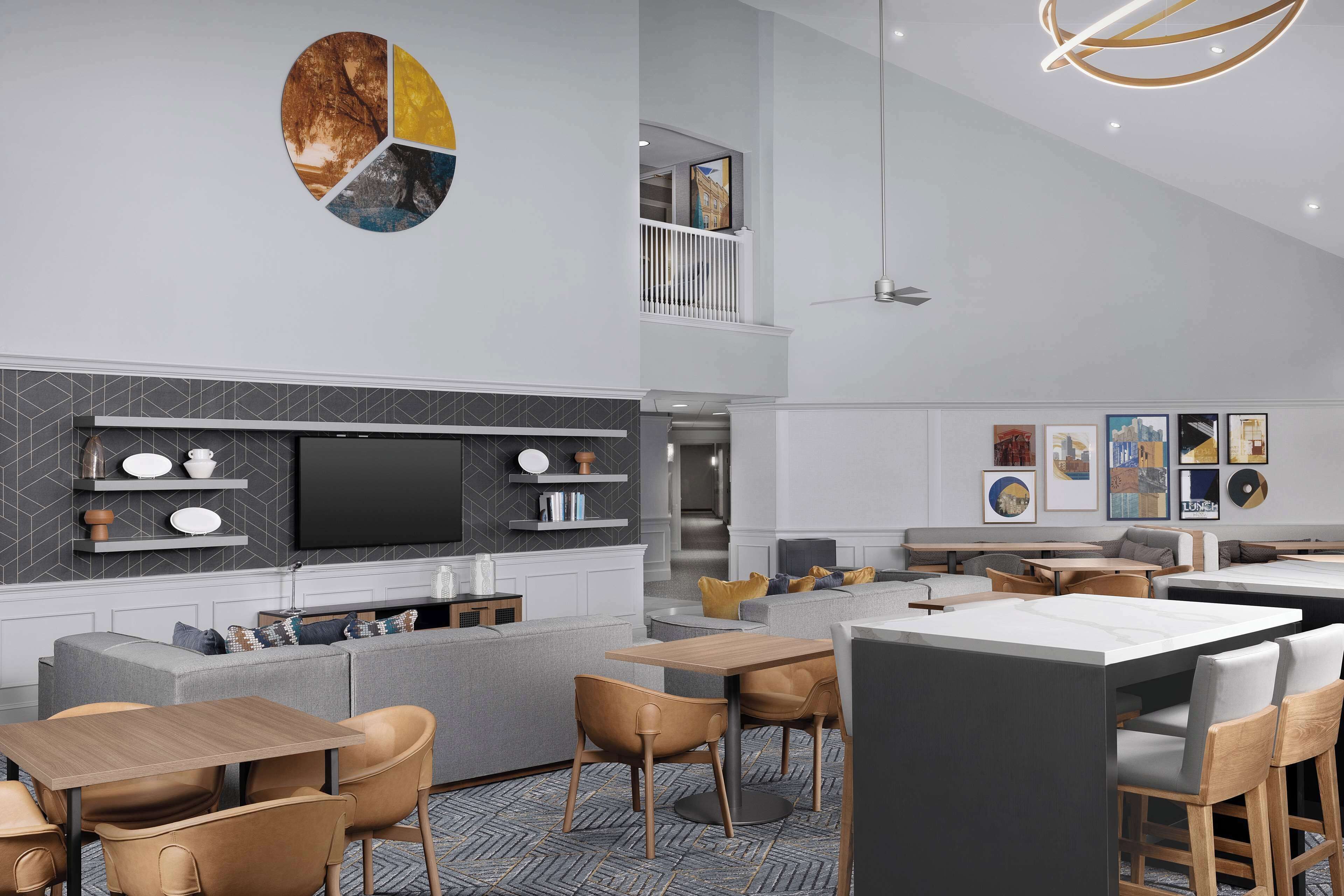 Sudah termasuk sarapan prasmanan setiap hari