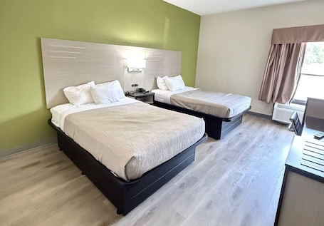 Desk, iron/ironing board, free WiFi, bed sheets