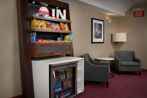 Snack bar - Hampton Inn Shelbyville (Shelbyville)
