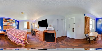 Standard Room, 1 Queen Bed, Non Smoking | Desk, WiFi (free), individually furnished, bed sheets