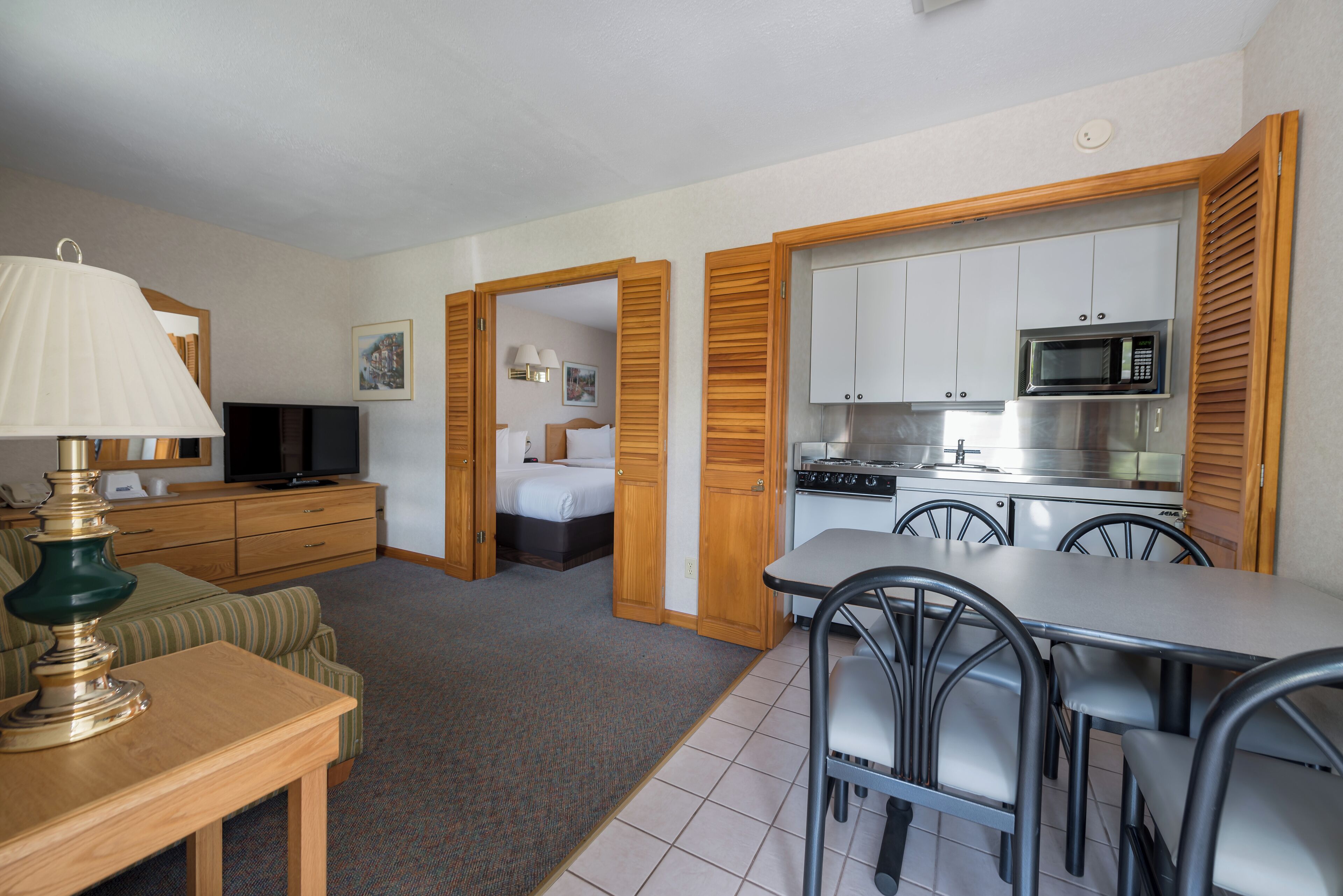 平面電視、玩具