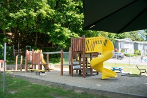 Aire de jeu extérieure pour enfants