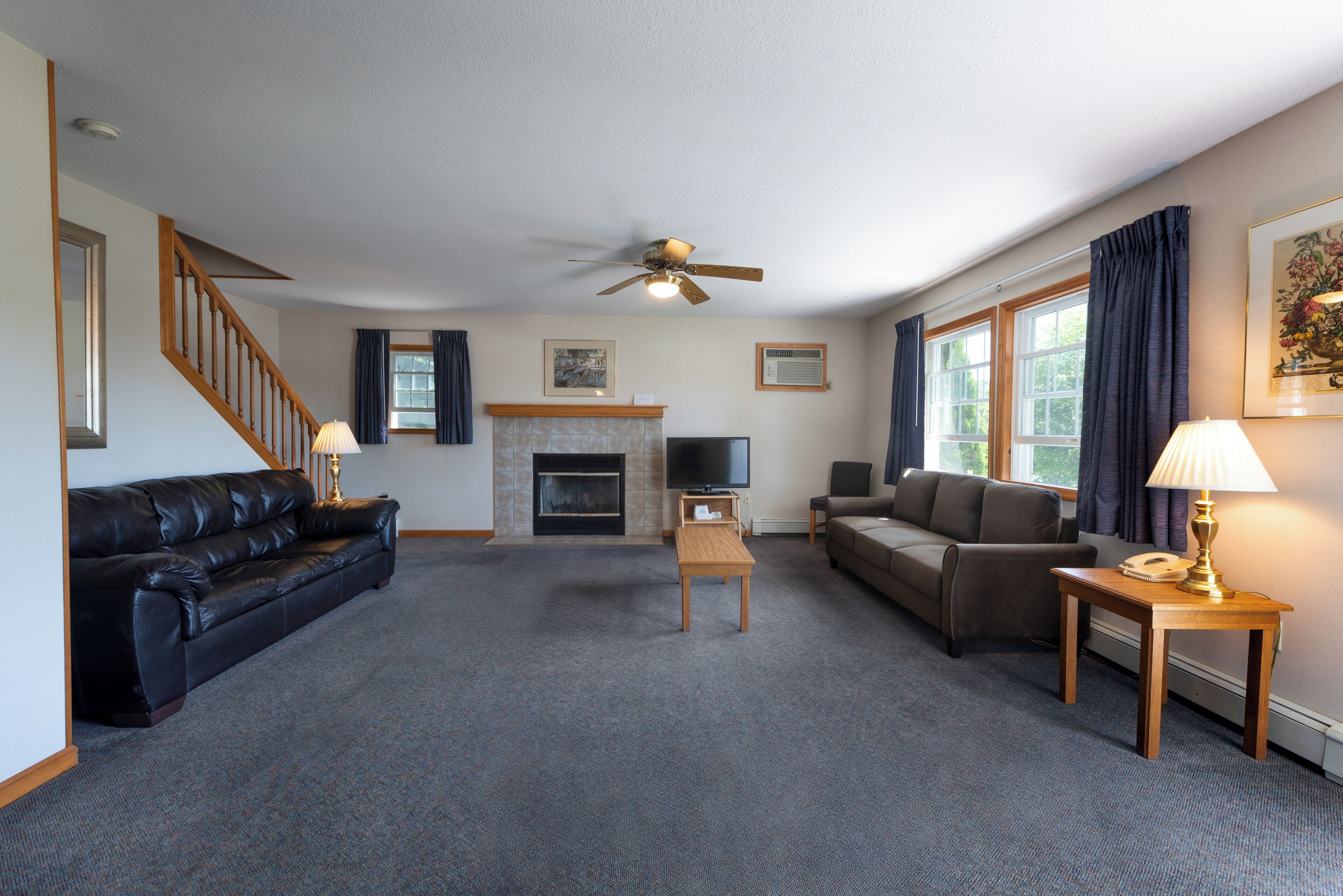 Photo - Adirondack Retreat Inn & Suites