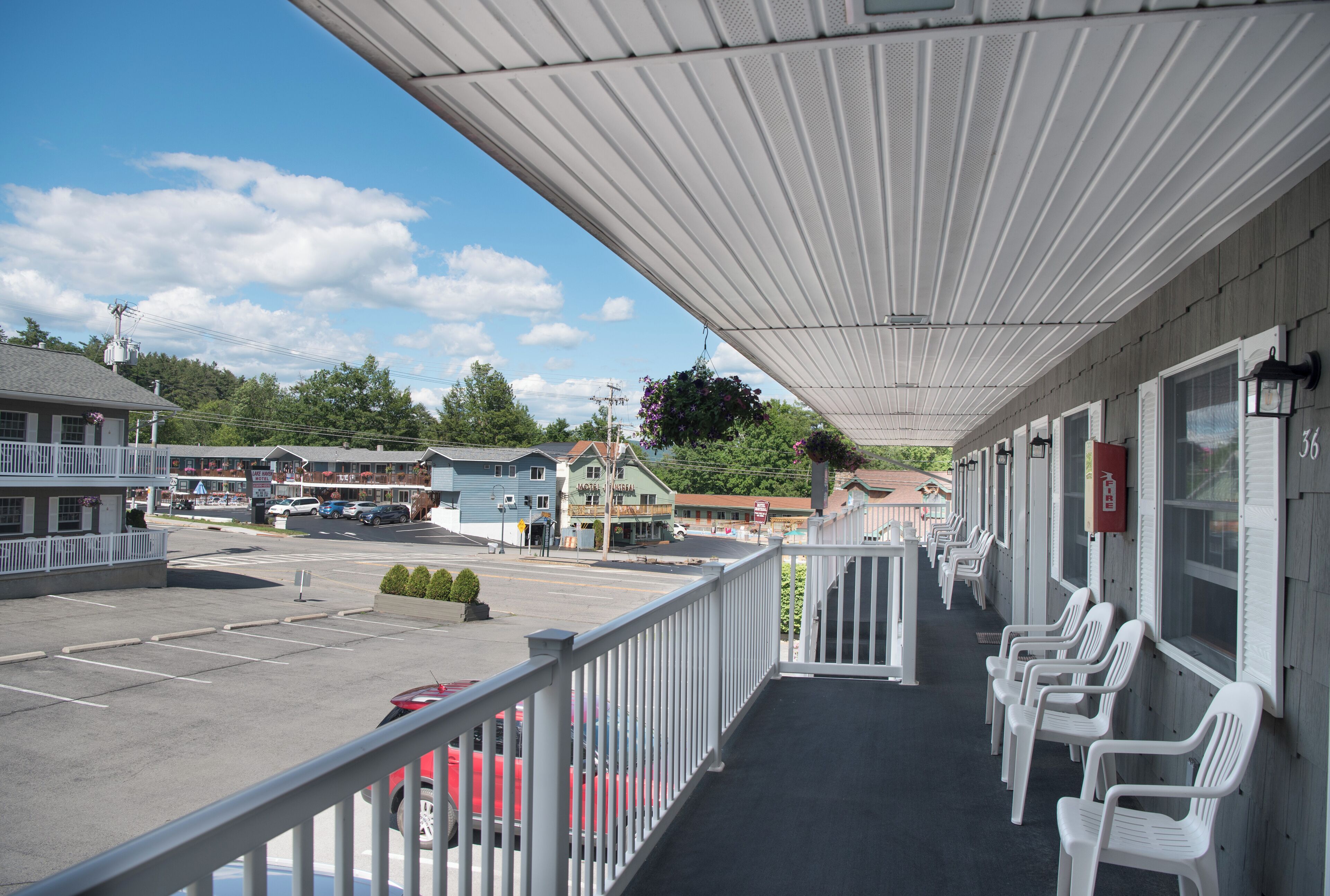 遮光布/窗簾、熨斗/熨衣板、隨行嬰兒床、免費折疊床/加床