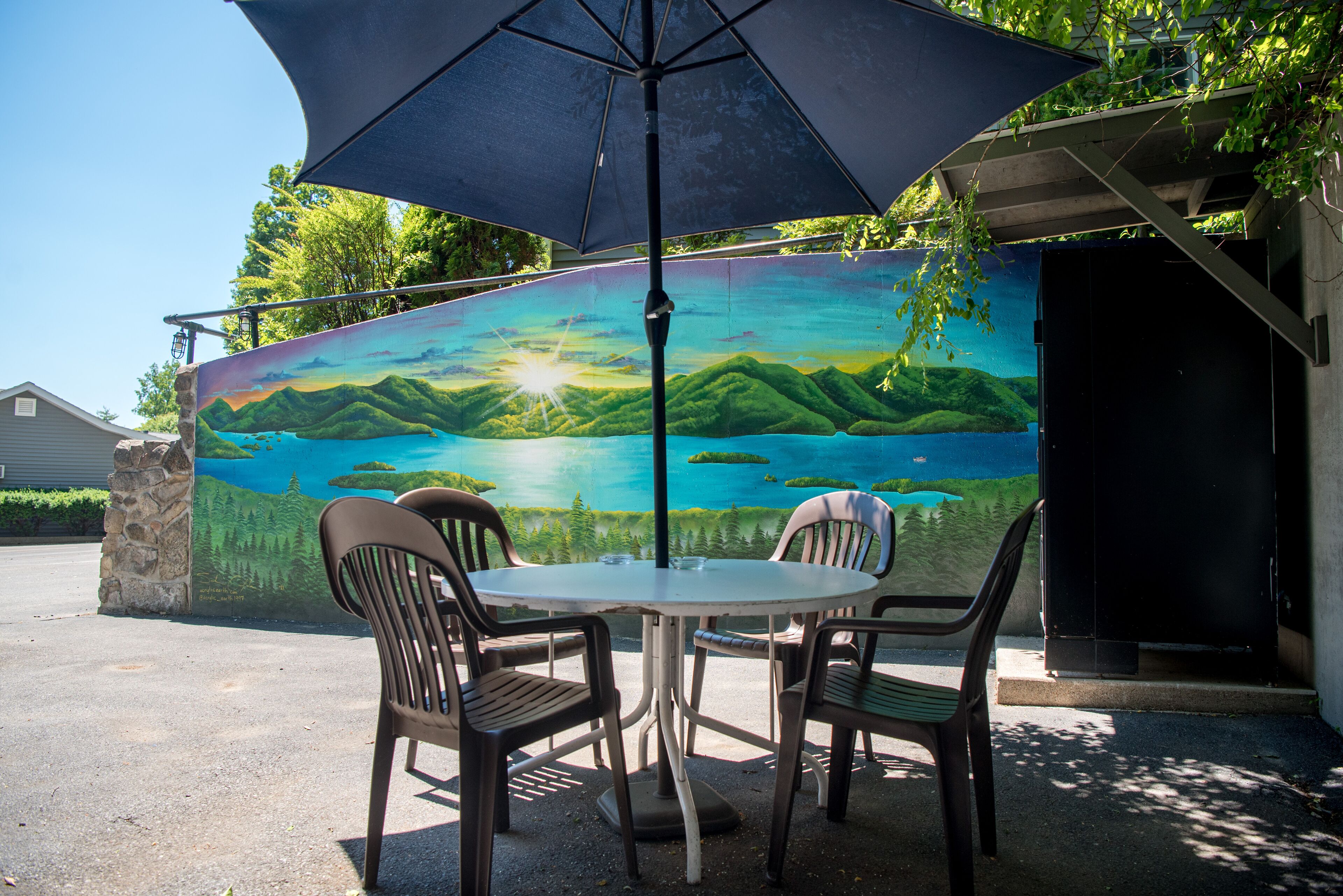 Photo - Adirondack Retreat Inn & Suites