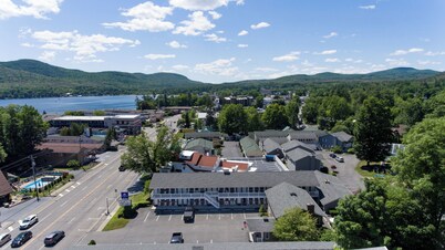 Adirondack Retreat Inn & Suites