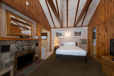 Americas Best Value Inn & Suites Lake George