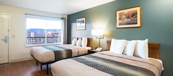 HomeTowne Studios By Red Roof Colorado Springs - Airport