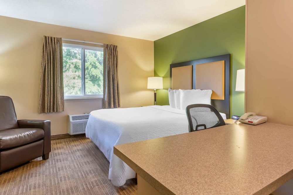 Extended Stay America Suites Atlanta Kennesaw Town Center