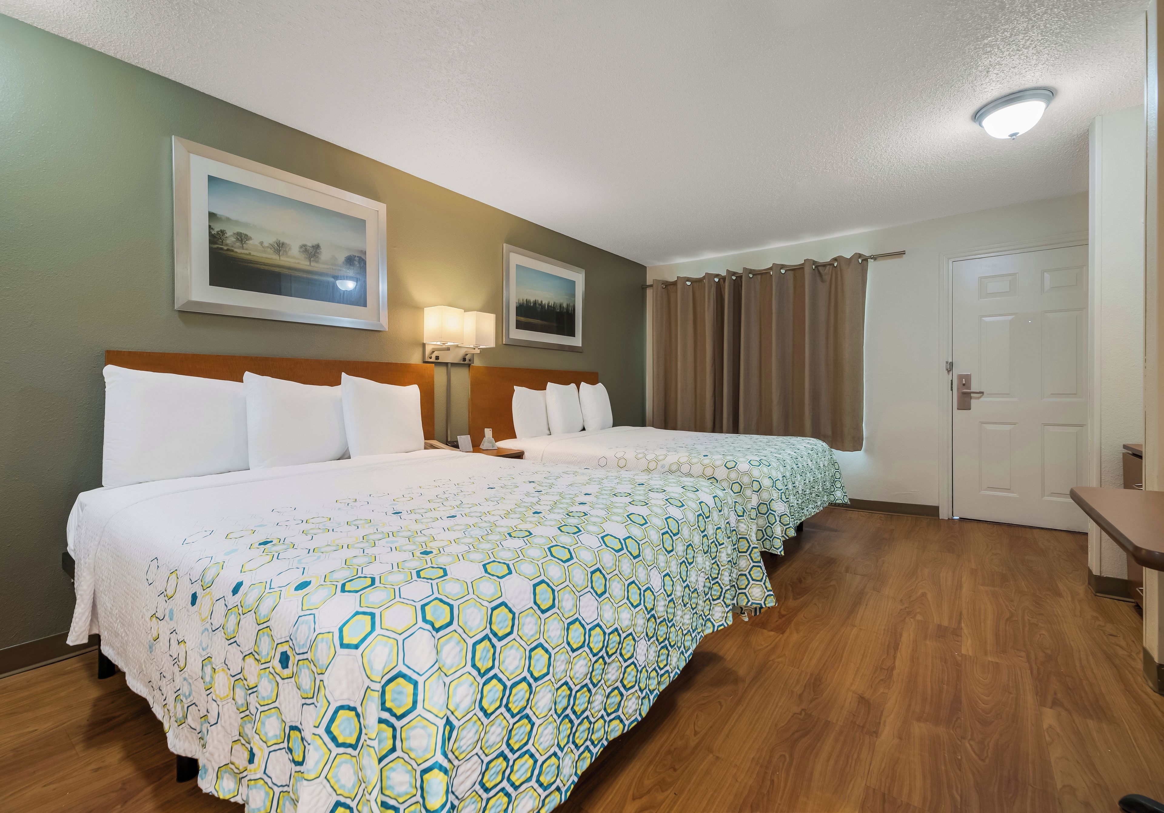 Foto - HomeTowne Studios by Red Roof Orlando - UCF Area