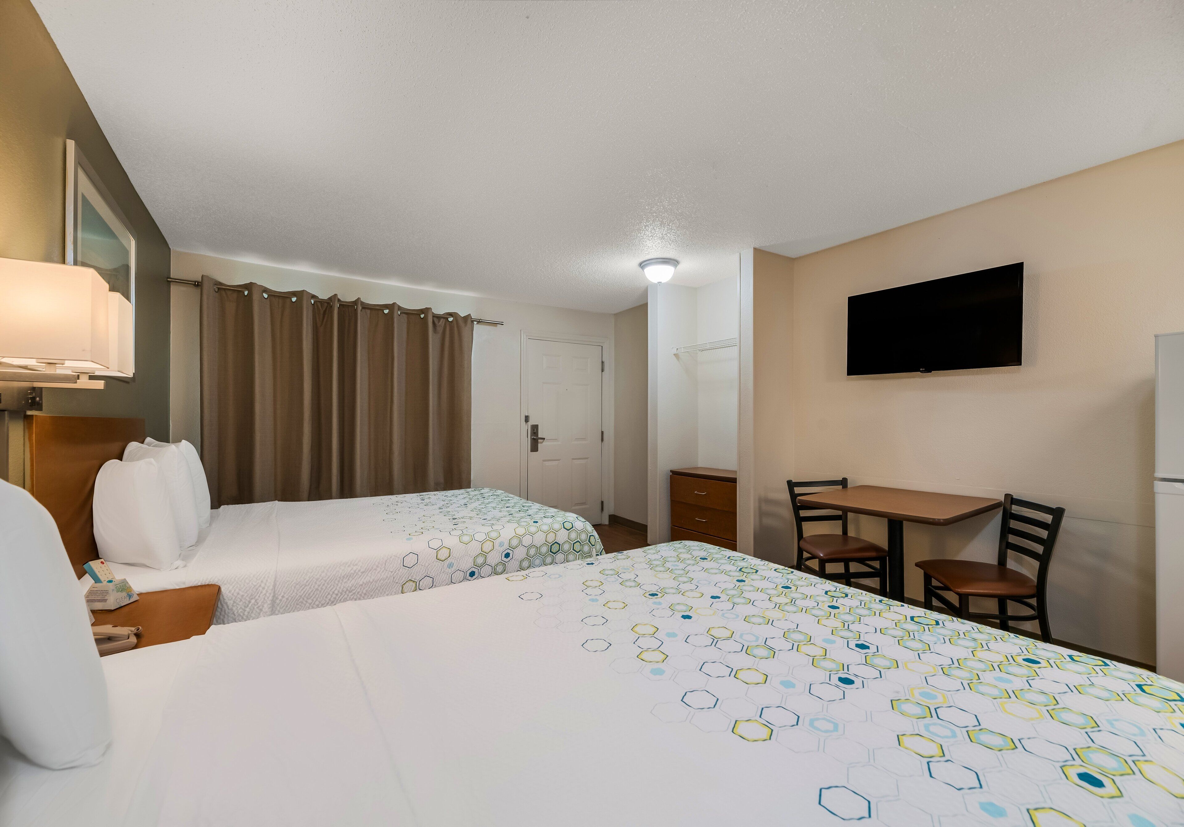 Foto - HomeTowne Studios by Red Roof Orlando - UCF Area