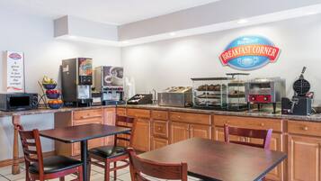 Desayuno de autoservicio incluido todos los días