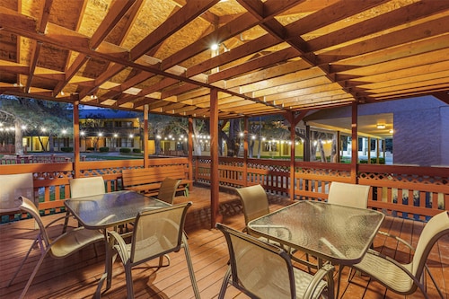 Best Western Pine Springs Inn