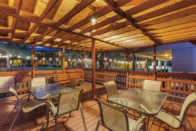 Best Western Pine Springs Inn