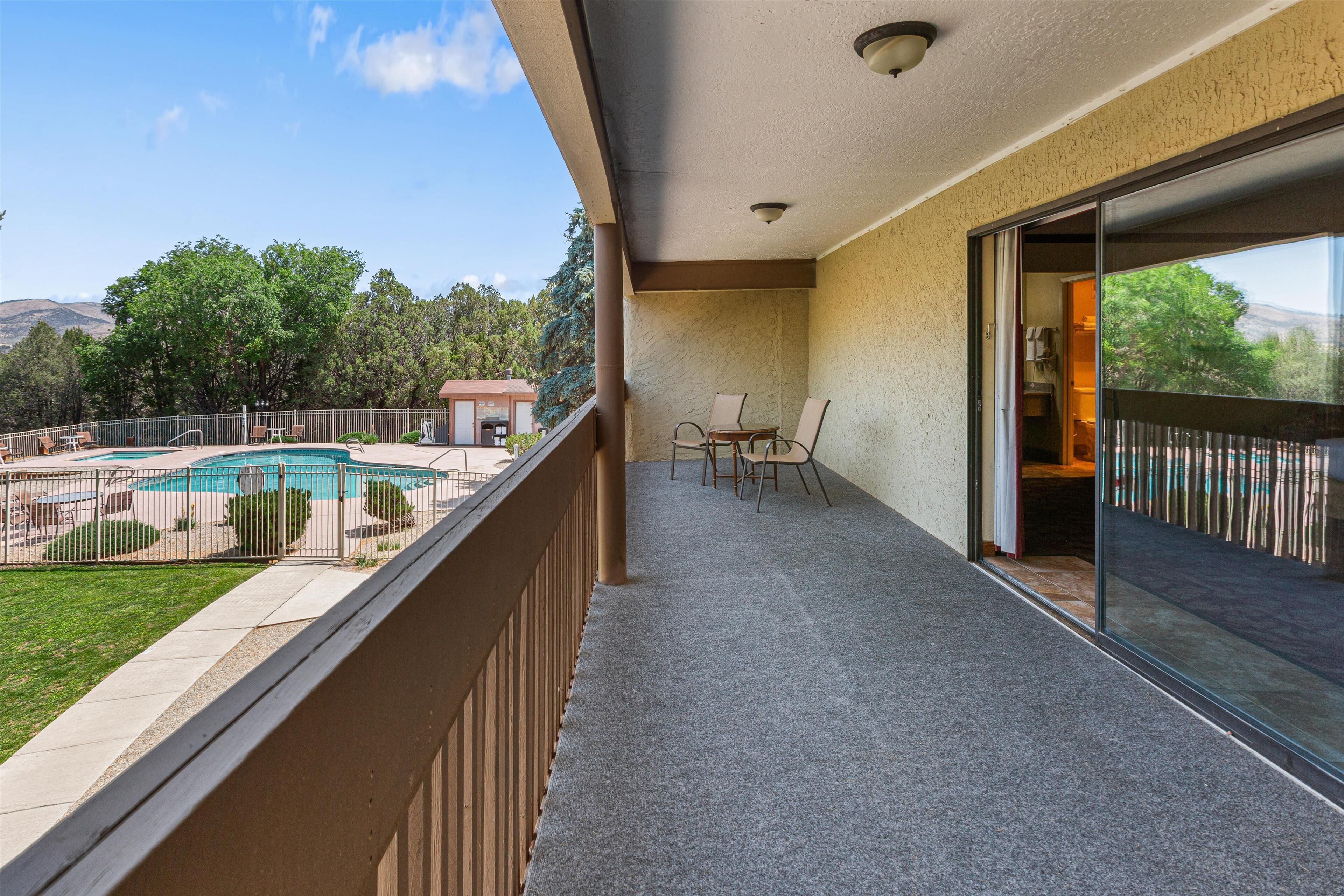 1 bedroom, in-room safe, laptop workspace, blackout curtains