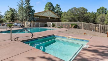 Outdoor pool, pool loungers