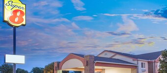 Super 8 by Wyndham Carthage