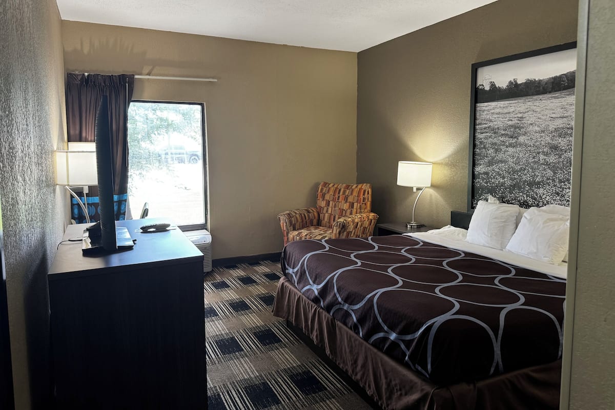 Chambre, 1 trÚs grand lit, accessible aux personnes à mobilité réduite, non-fumeur (Mobility)