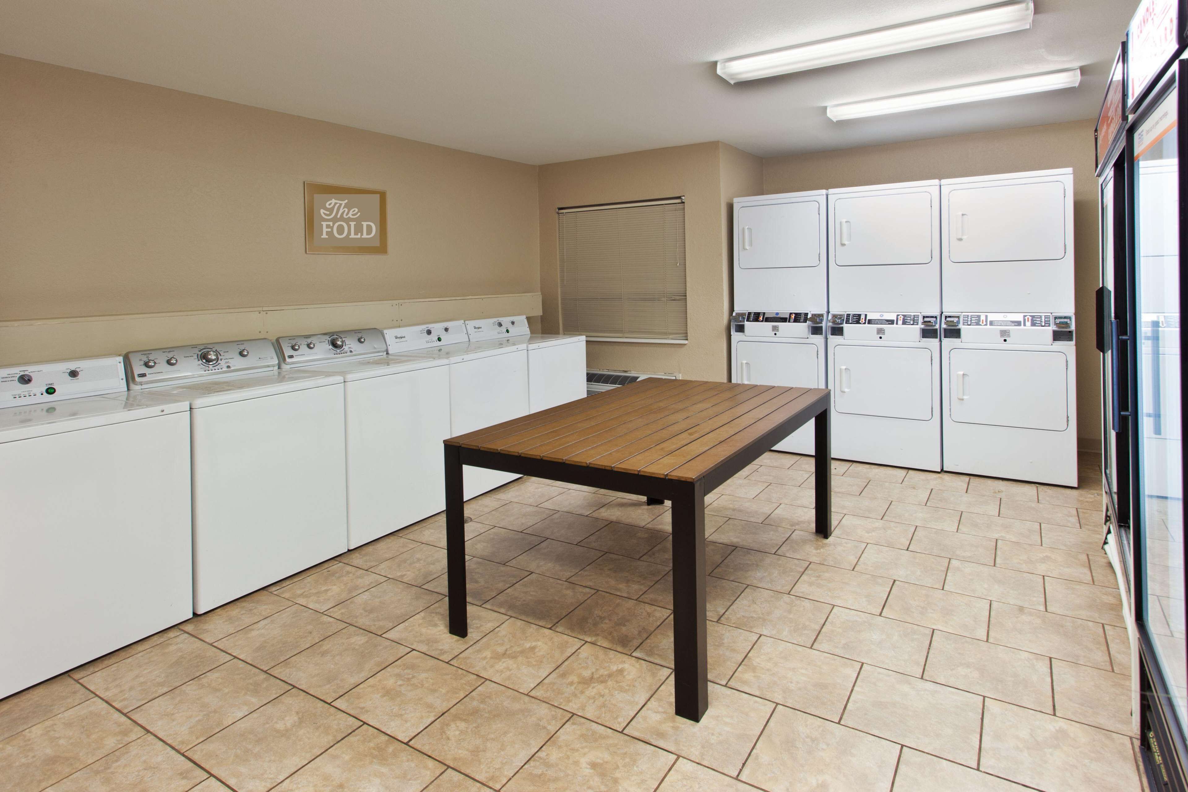 Photo - Sonesta Simply Suites Chicago Waukegan