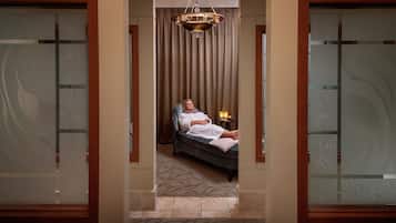 Couples treatment room(s), sauna, hot tub, body treatments, hydrotherapy