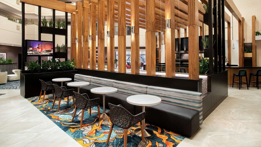 Embassy Suites by Hilton Orlando Airport