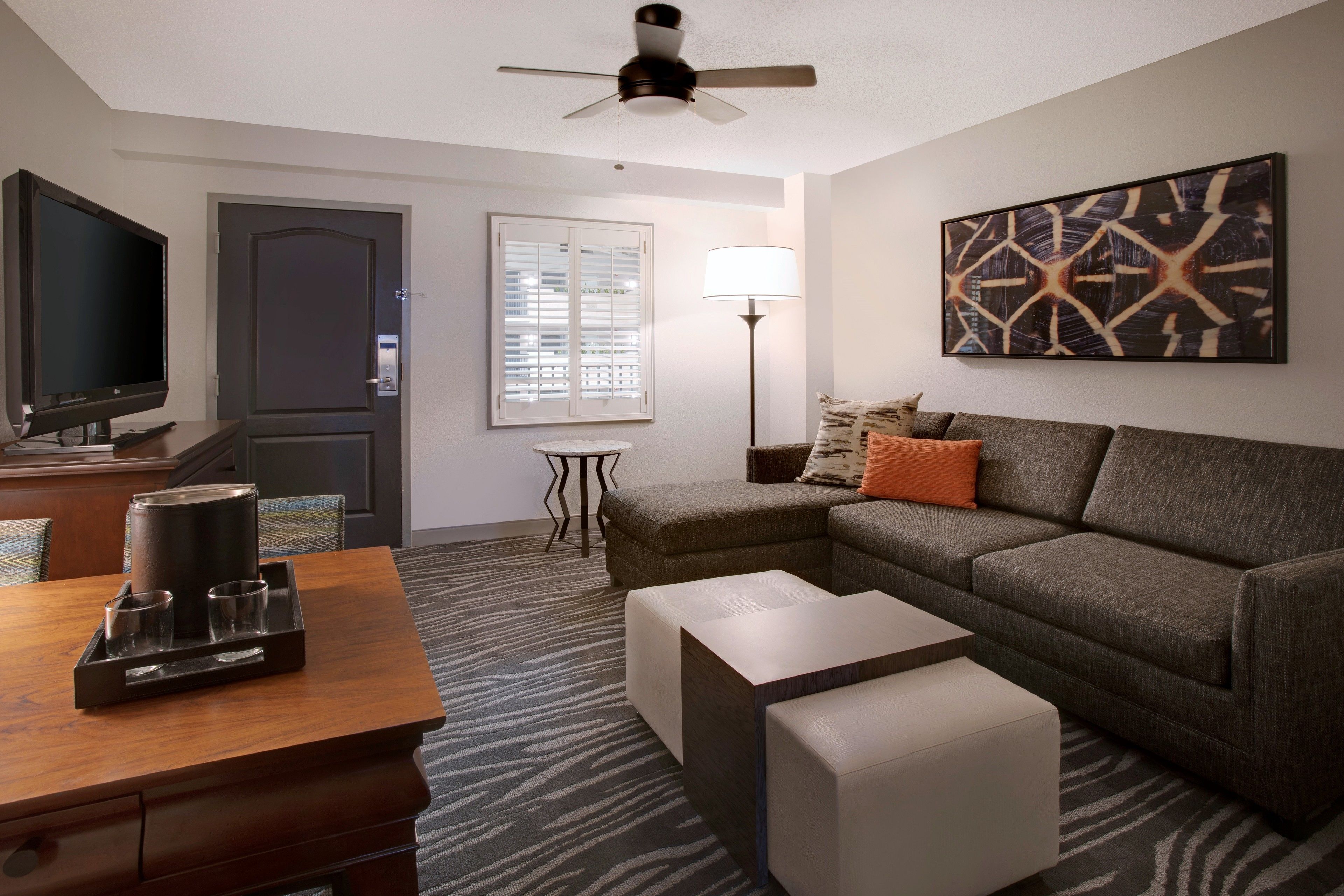 52-inch flat-screen tv with cable channels, tv