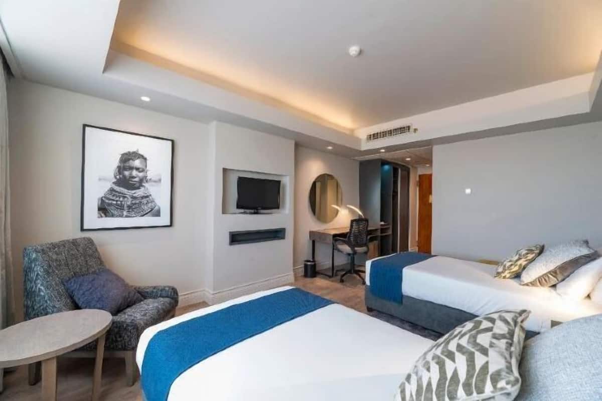 Minibar, Zimmersafe, Verdunkelungsvorhänge, schallisolierte Zimmer