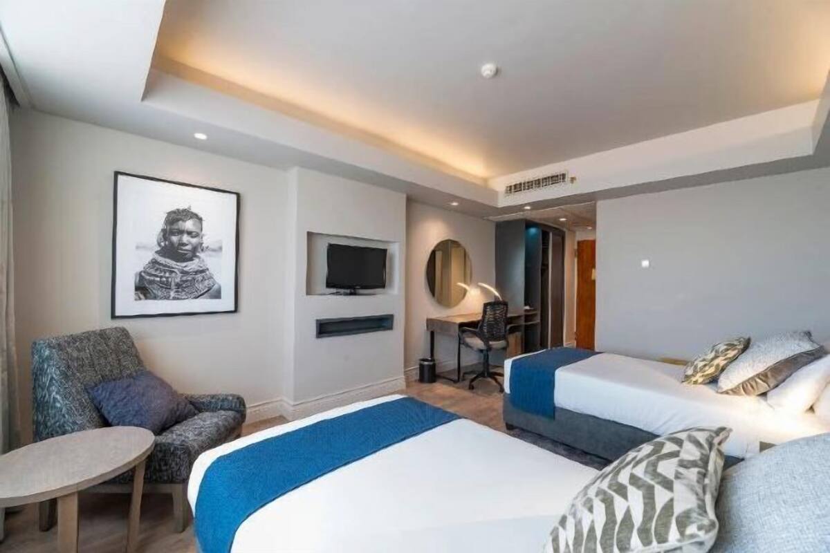 Minibar, in-room safe, blackout drapes, soundproofing