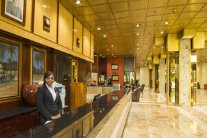 Reception hall - Rainbow Towers Hotel And Conference Centre (Harare)