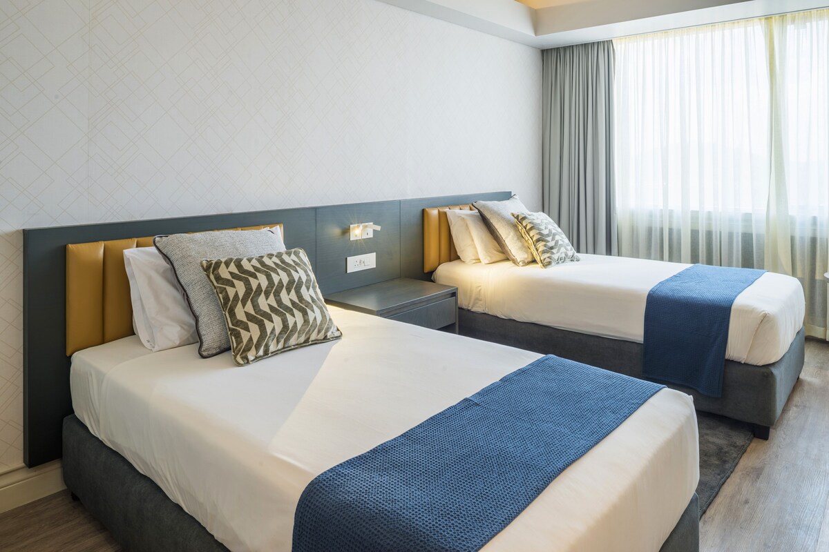 Minibar, in-room safe, blackout drapes, soundproofing