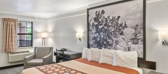 Super 8 by Wyndham Mount Vernon
