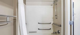 Extended Stay America Suites Ft Lauderdale Cyp Crk NW 6th Wy