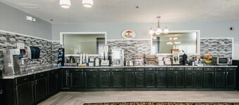 Super 8 by Wyndham McLean/Bloomington SW